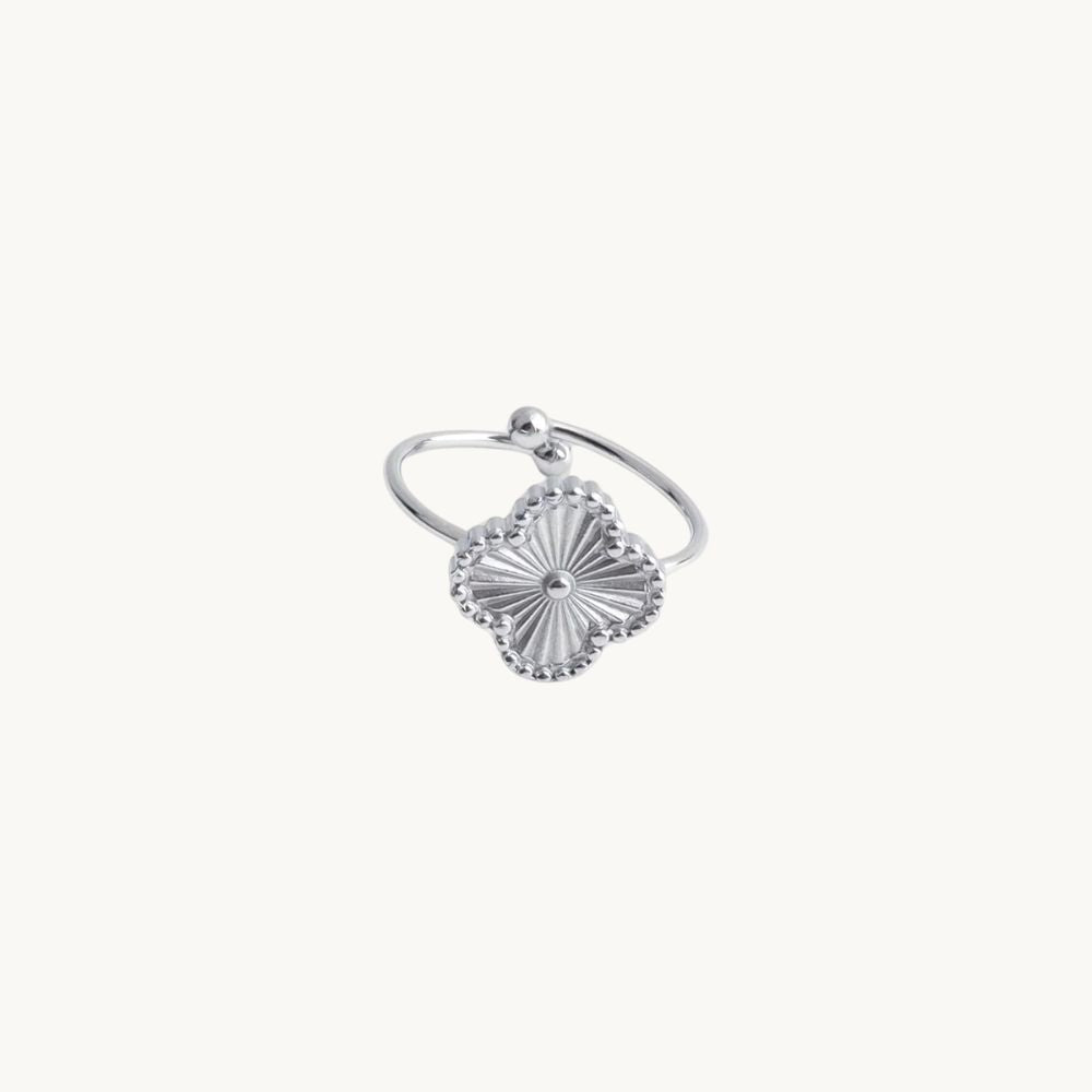 Rosie™️ | Justerbar Ring med Blomstermotiv – Rustfrit Stål